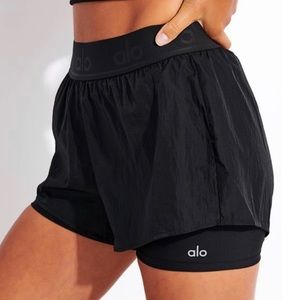 ALO high waist catch the light shorts